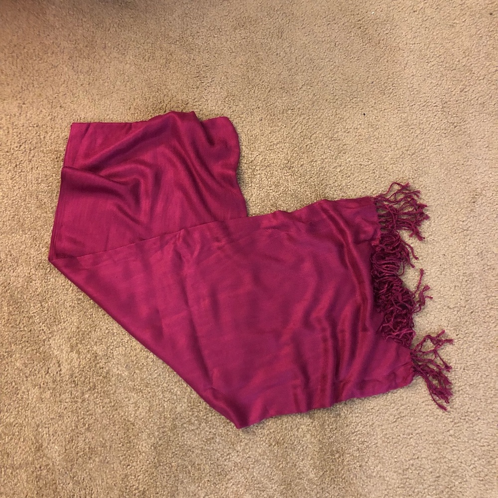 Magenta pashmina scarf